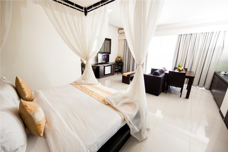 Swiss-Belcourt Sunset Aparthotel Seminyak Eksteriør bilde