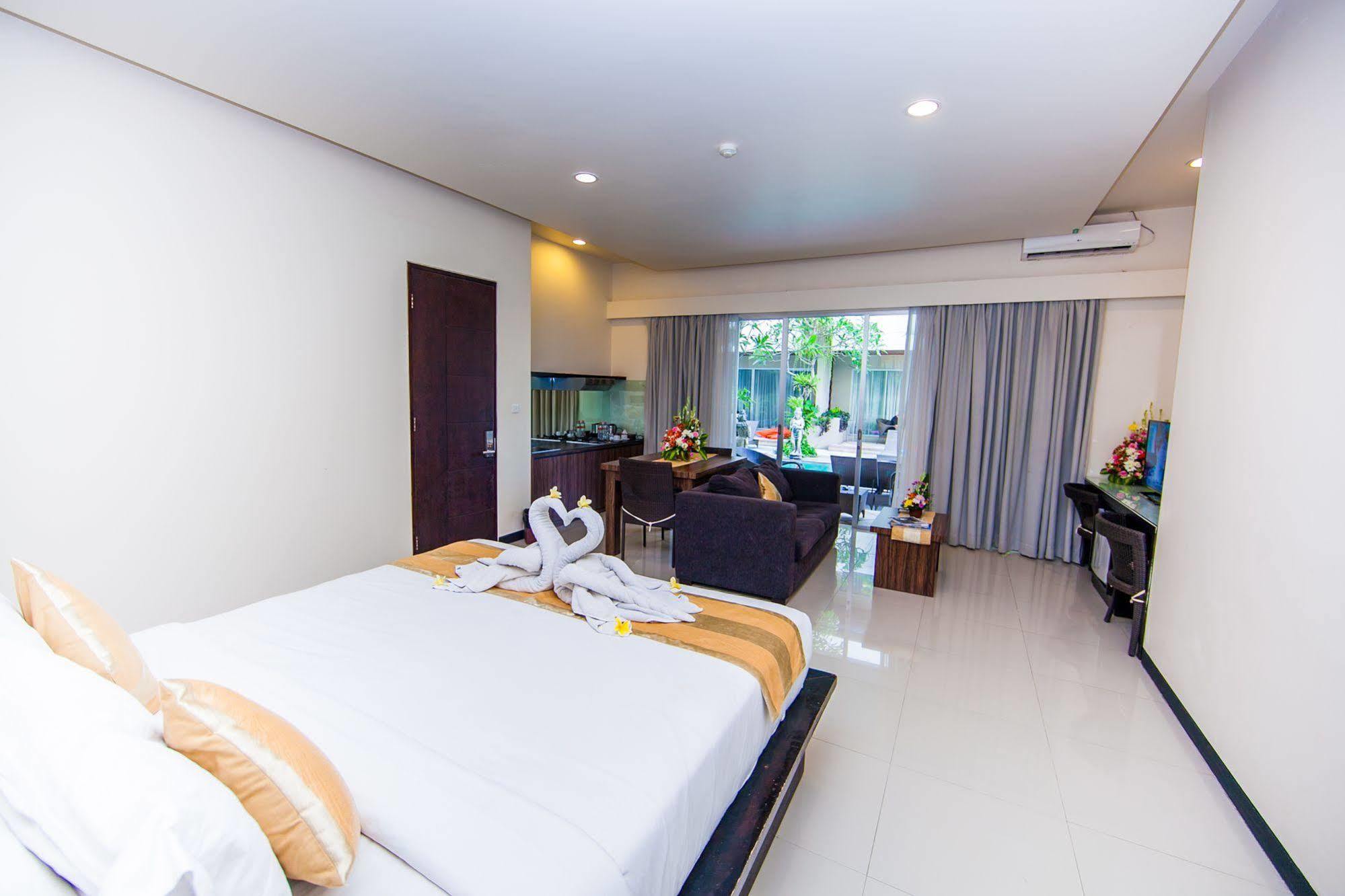 Swiss-Belcourt Sunset Aparthotel Seminyak Eksteriør bilde