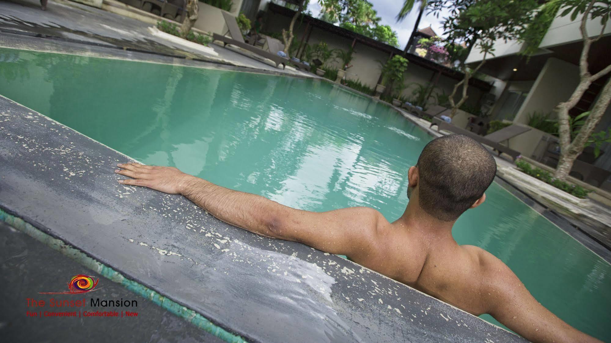 Swiss-Belcourt Sunset Aparthotel Seminyak Eksteriør bilde