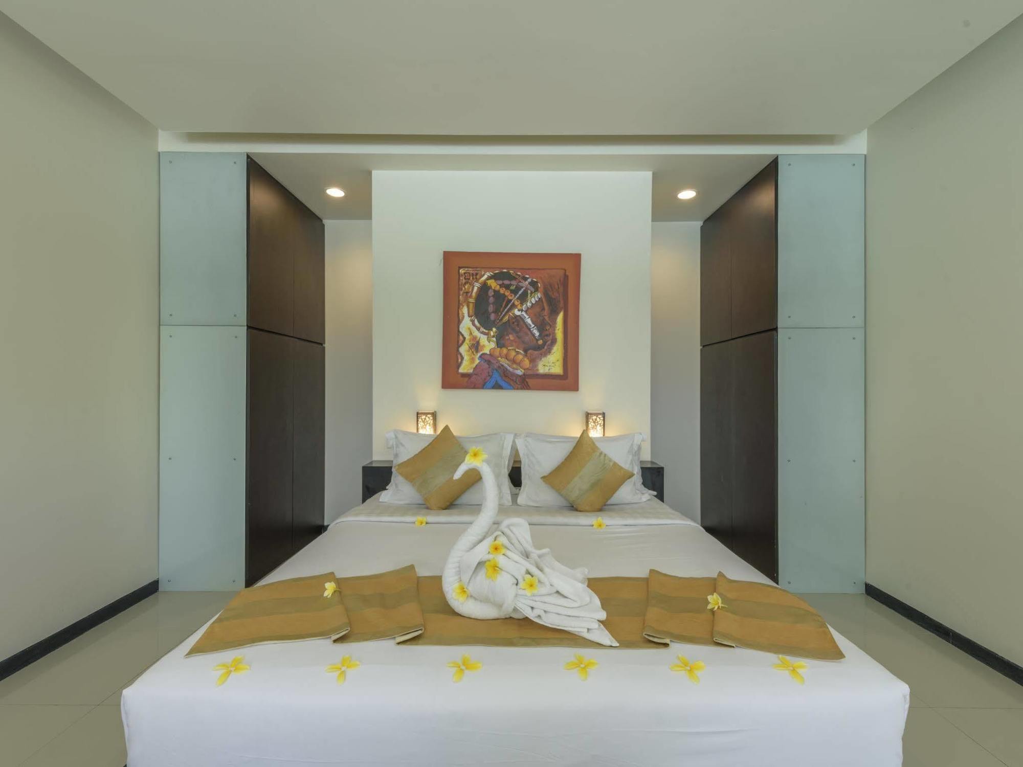 Swiss-Belcourt Sunset Aparthotel Seminyak Eksteriør bilde
